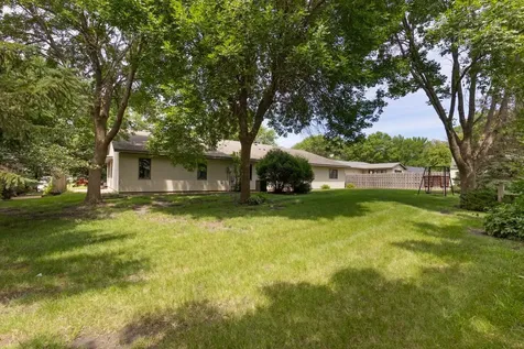 506 1st Street E Gaylord MN 55334