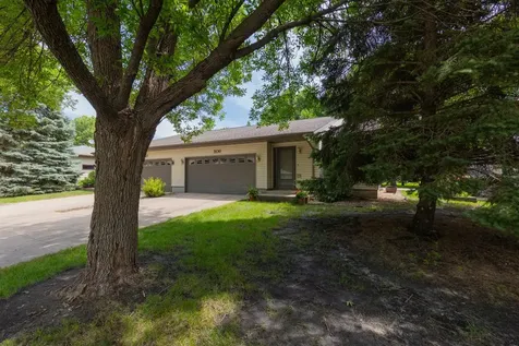 506 1st Street E Gaylord MN 55334