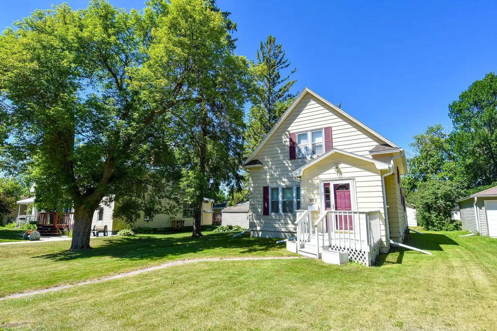 313 State Avenue N Thief River Falls MN 56701