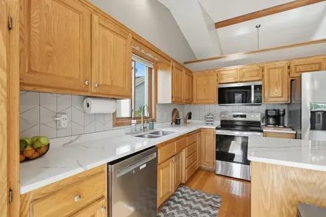 1315 Oakwood Lane Hanover MN 55341