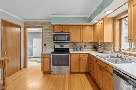 6841 Carmen Avenue Inver Grove Heights MN 55076
