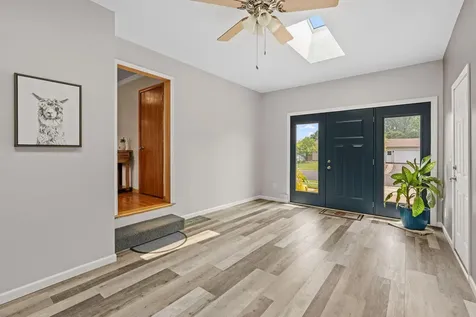6841 Carmen Avenue Inver Grove Heights MN 55076