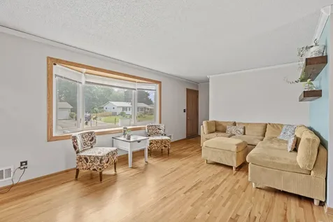 6841 Carmen Avenue Inver Grove Heights MN 55076