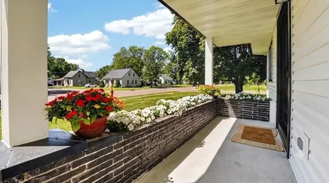 285 W 1st Street Rush City MN 55069