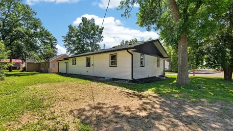 285 W 1st Street Rush City MN 55069