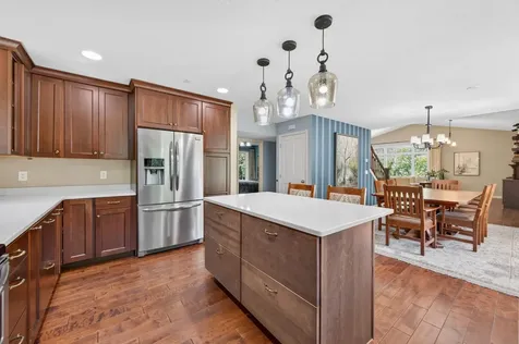 13707 Green Briar Drive Minnetonka MN 55305