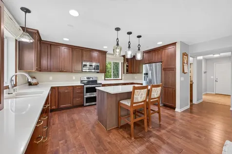 13707 Green Briar Drive Minnetonka MN 55305
