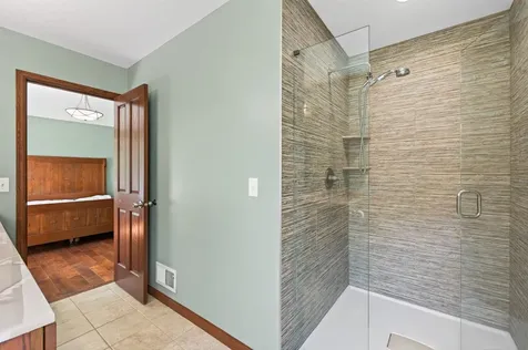 13707 Green Briar Drive Minnetonka MN 55305