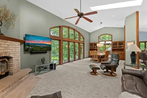 1635 Chippewa Drive NW Rochester MN 55901