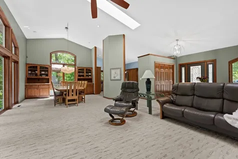 1635 Chippewa Drive NW Rochester MN 55901