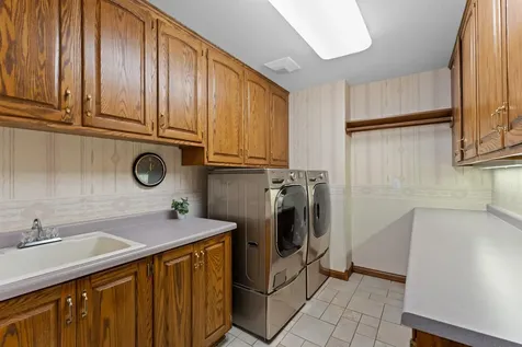 1635 Chippewa Drive NW Rochester MN 55901