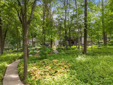 1635 Chippewa Drive NW Rochester MN 55901