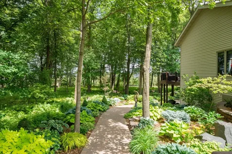 1635 Chippewa Drive NW Rochester MN 55901
