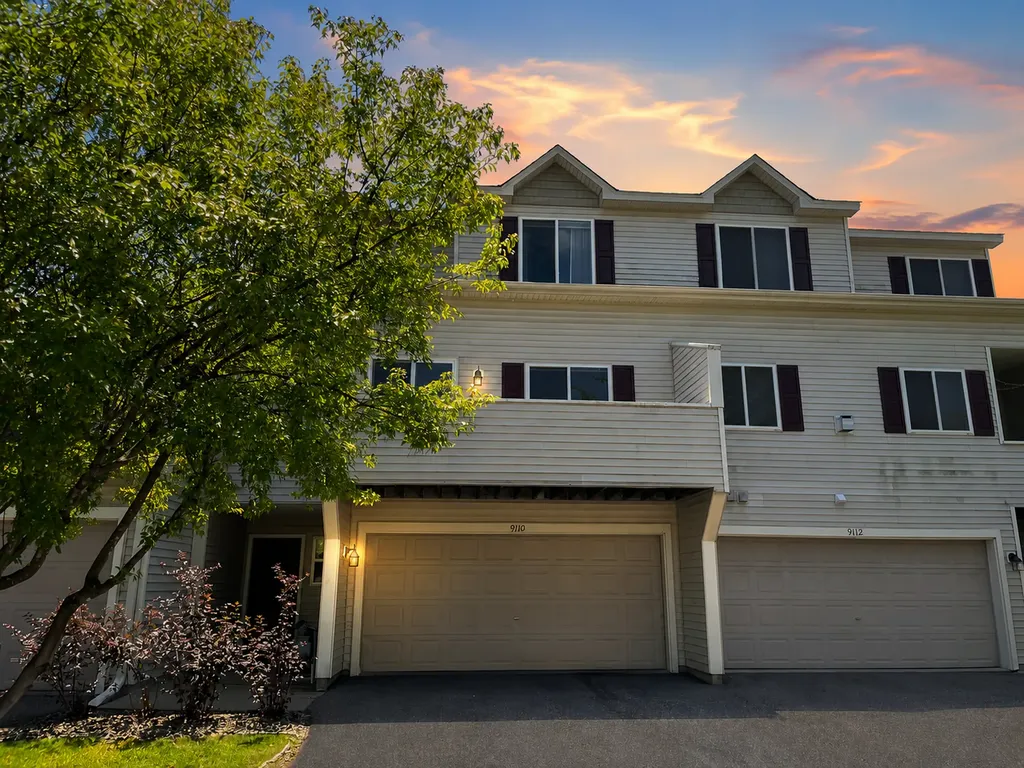 9110 Comstock Lane N Maple Grove MN 55311