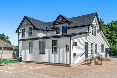 623 E Main Street Anoka MN 55303