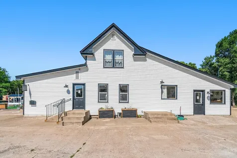 623 E Main Street Anoka MN 55303