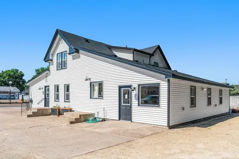 623 E Main Street Anoka MN 55303