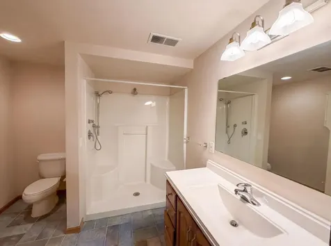 5243 Latta Street North Saint Paul MN 55110