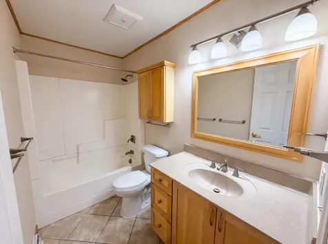 5243 Latta Street North Saint Paul MN 55110