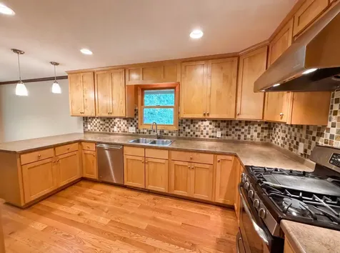 5243 Latta Street North Saint Paul MN 55110