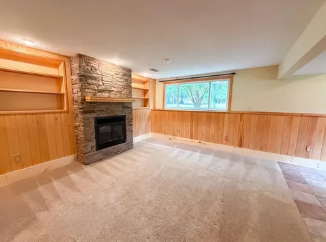5243 Latta Street North Saint Paul MN 55110