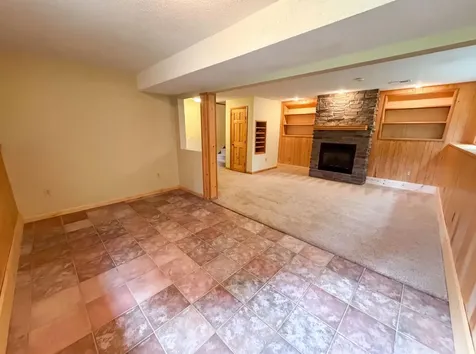 5243 Latta Street North Saint Paul MN 55110