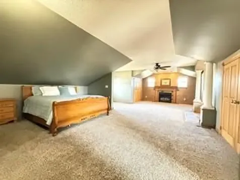 5684 Highway 10 Dilworth MN 56529