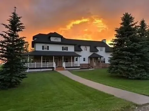 5684 Highway 10 Dilworth MN 56529