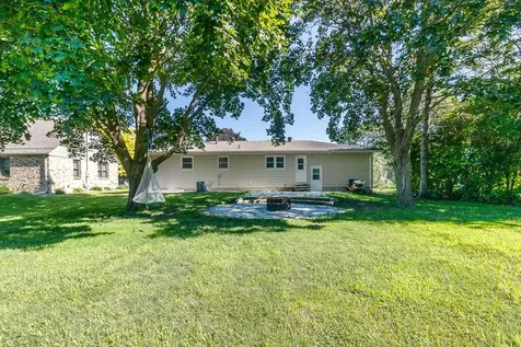 312 9th Avenue SE Waseca MN 56093