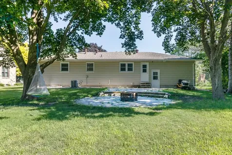 312 9th Avenue SE Waseca MN 56093