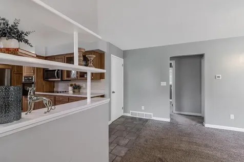 312 9th Avenue SE Waseca MN 56093