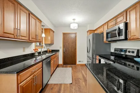 186 Cottonwood Court Stillwater MN 55082