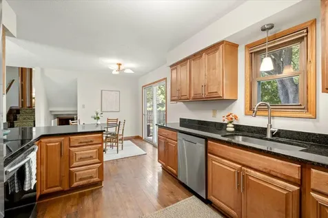 186 Cottonwood Court Stillwater MN 55082