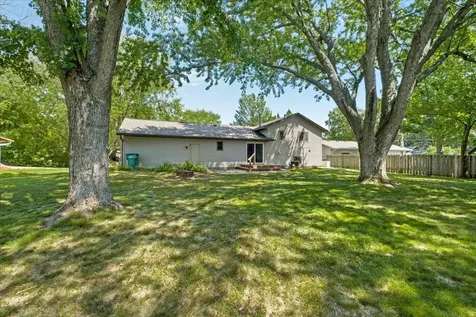 186 Cottonwood Court Stillwater MN 55082
