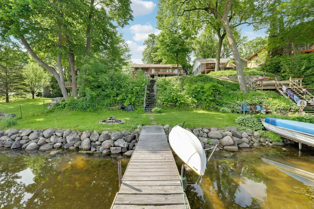 6240 Red Oak Road Mound MN 55364