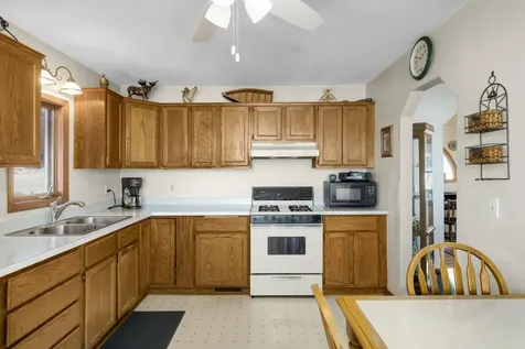 6240 Red Oak Road Mound MN 55364