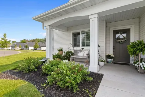 301 Riverview Circle Hanover MN 55341