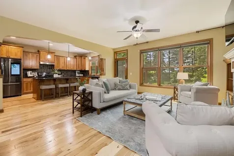 16958 Dynamic Drive Lakeville MN 55044