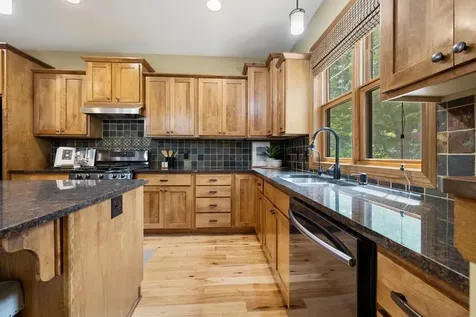 16958 Dynamic Drive Lakeville MN 55044