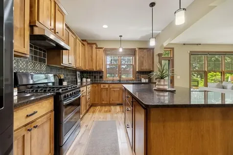 16958 Dynamic Drive Lakeville MN 55044