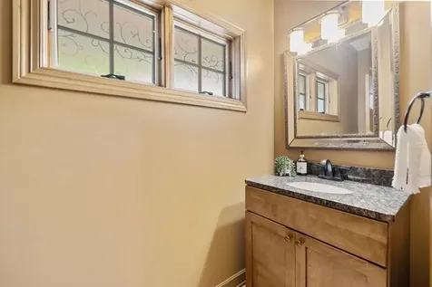 16958 Dynamic Drive Lakeville MN 55044