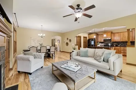 16958 Dynamic Drive Lakeville MN 55044