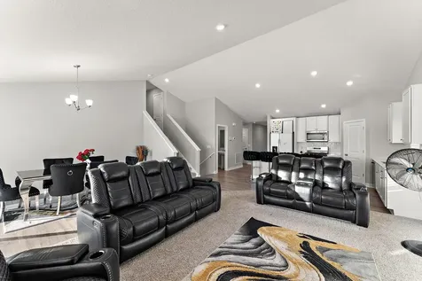 5124 Mustang Circle Woodbury MN 55129