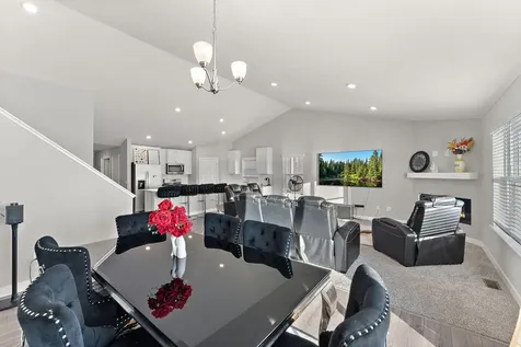5124 Mustang Circle Woodbury MN 55129