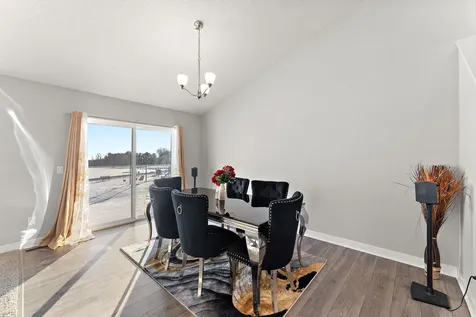 5124 Mustang Circle Woodbury MN 55129