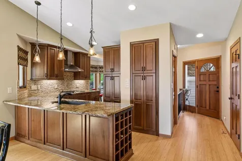 1824 Commerce Boulevard Mound MN 55364