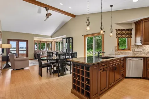 1824 Commerce Boulevard Mound MN 55364