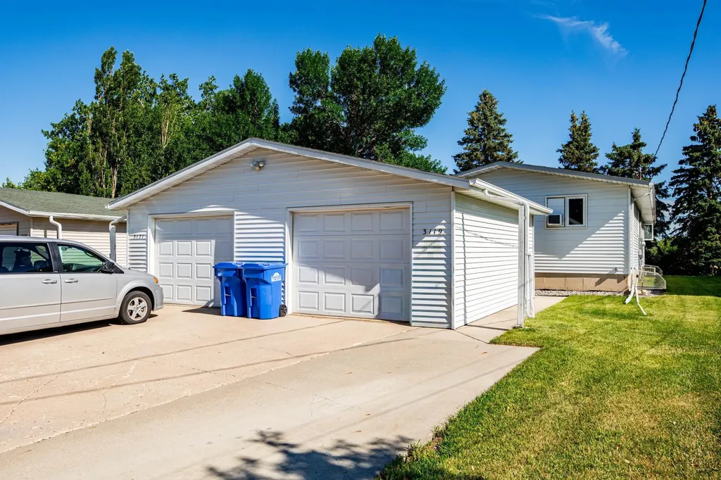 3119-3121 10th Avenue N Fargo ND 58102