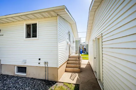 3119-3121 10th Avenue N Fargo ND 58102