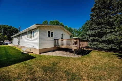 3119-3121 10th Avenue N Fargo ND 58102